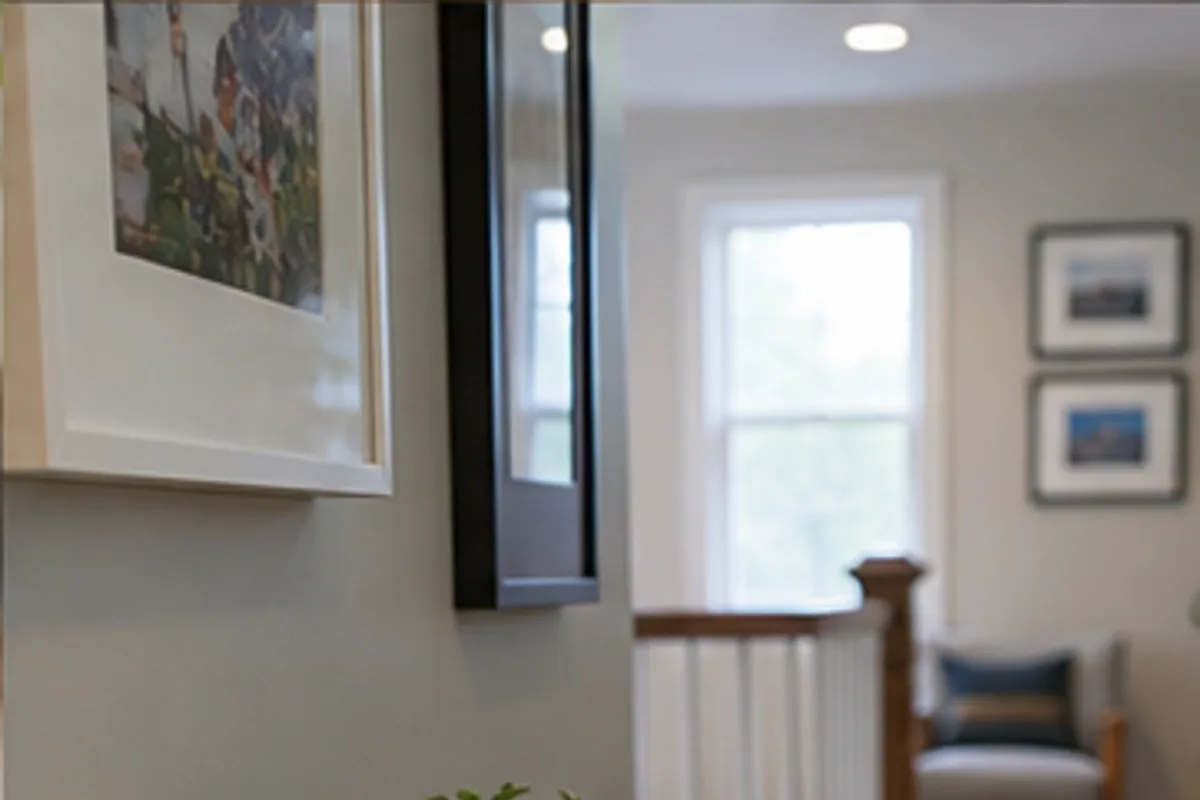 Mesh Wi-Fi for a Multi-Story Home in an everyday setting