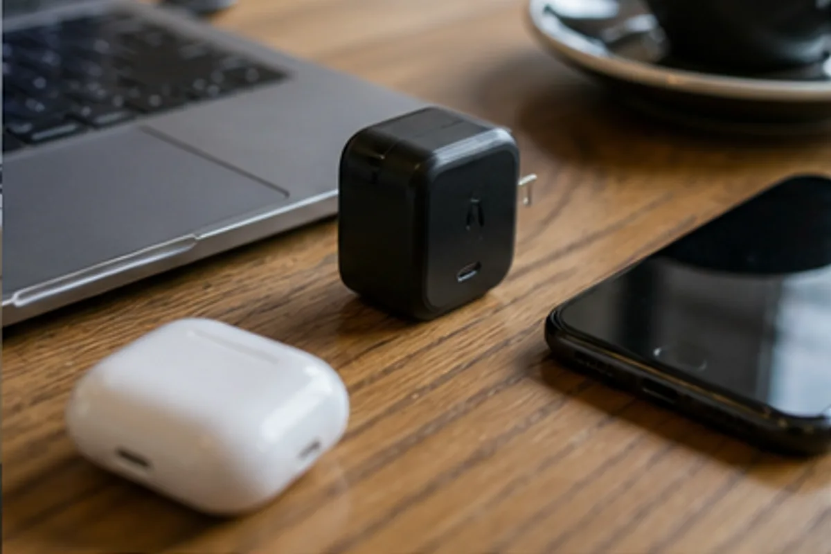 One USB-C Charger for Your Desk and Travel Bag in an everyday setting